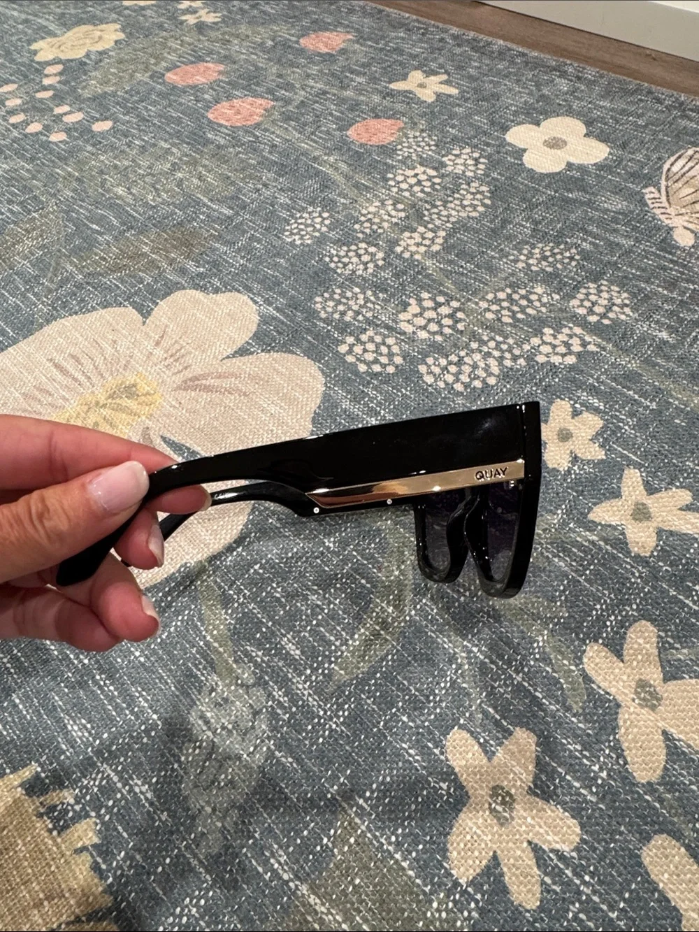 Quay By The Way Sunglasses with Box